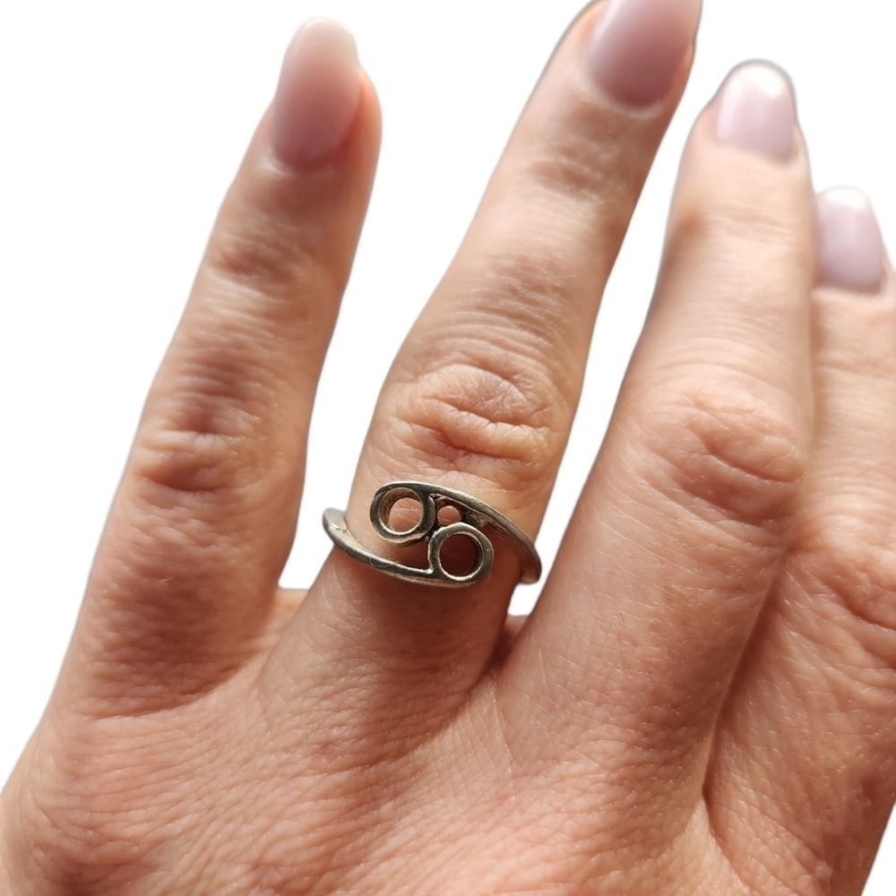 **BOGO** cancer, zodiac sign, “69" silver ring